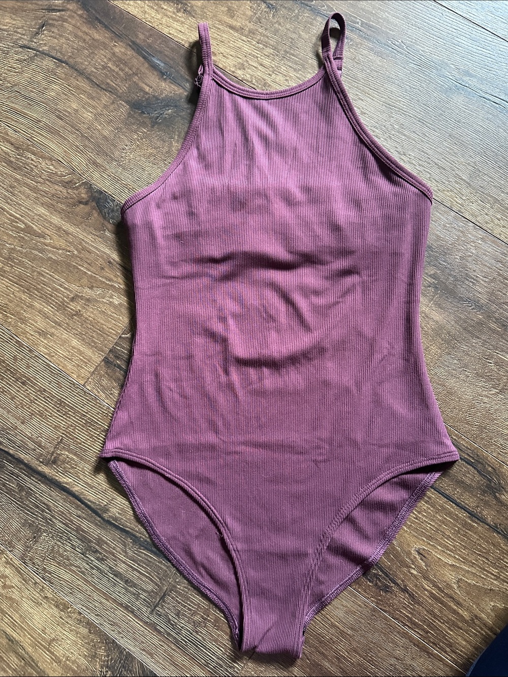 Girlfriend Collective plum bodysuit Small